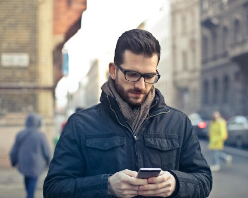 Everyday Behaviors That Cause Neck Pain — And How to Fix Them